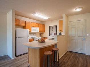 970 11th Ave NW #408, Rochester, MN 55901