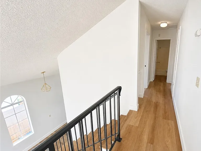15583 Oak Springs Rd — Photo 26