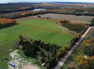 W Pawley Rd, Gulliver, MI 49840