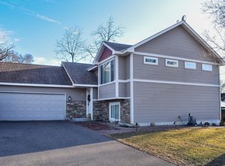 370 20th St, Newport, MN 55055