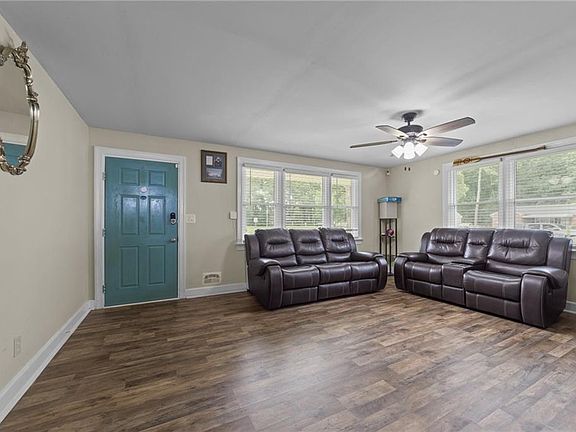 4th image of 2856 Flag Rd