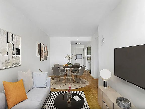 2nd image of 222 E 111th St APT 8A