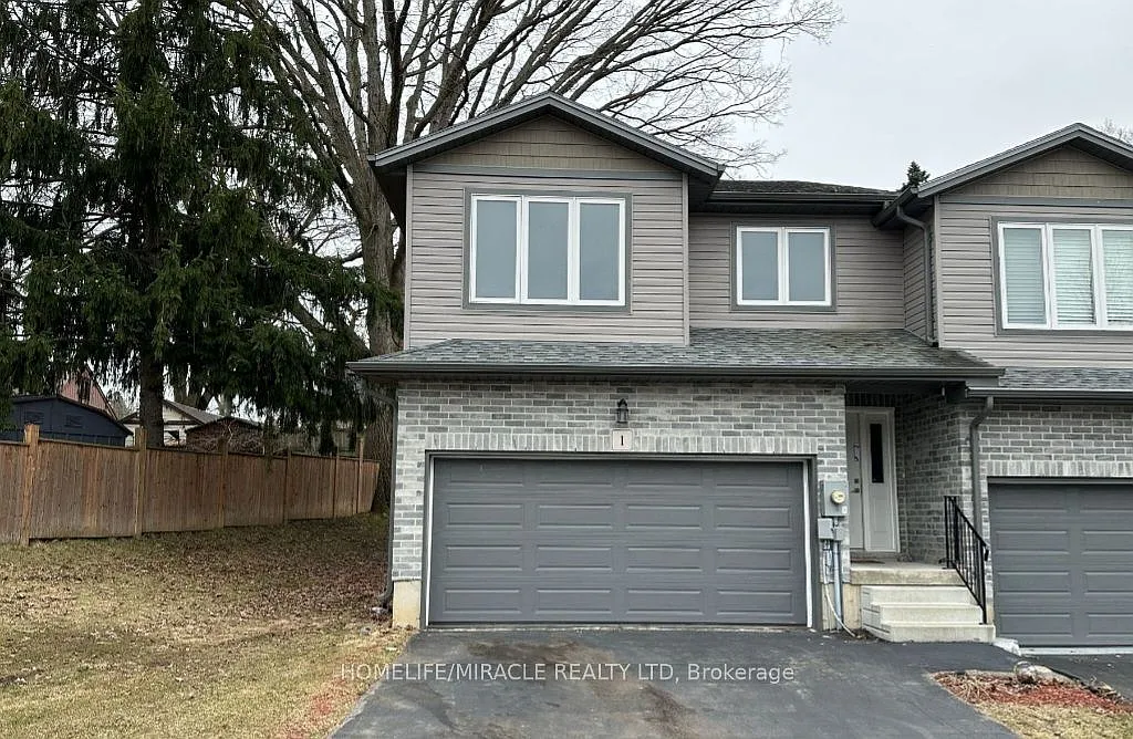 3 bed, $2,500 — Photo 1
