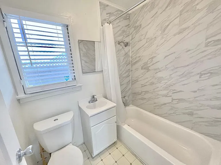 1432 9th St #3 — Photo 5