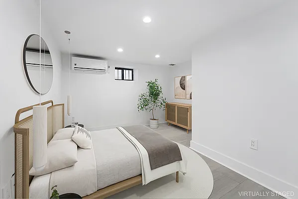 Rented by Compass | media 21