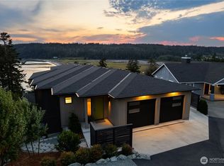 2210 Cleven Park Rd, Camano Island, WA 98282