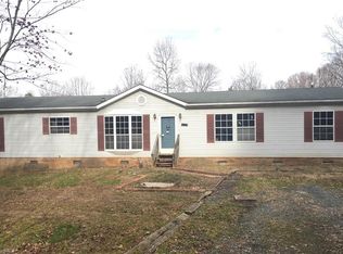 3075 Iron Works Rd, Reidsville, NC 27320