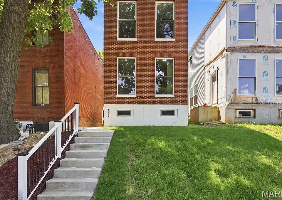 1st image of 2734 Geyer Ave