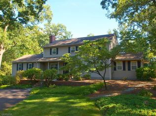 1018 Sunset Rdg, Bridgewater, NJ 08807