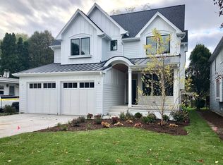117 N Fremont St, Naperville, IL 60540