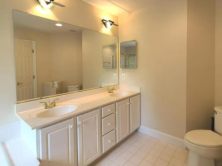 2511 Gadsby Pl — Photo 25