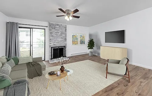 503 Bromley Est Photo 1