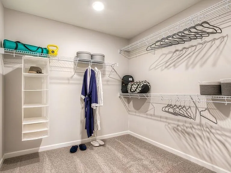 2821 Fiddleback St NE — Photo 12