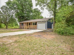1909 Agnew Rd, Starr, SC 29684