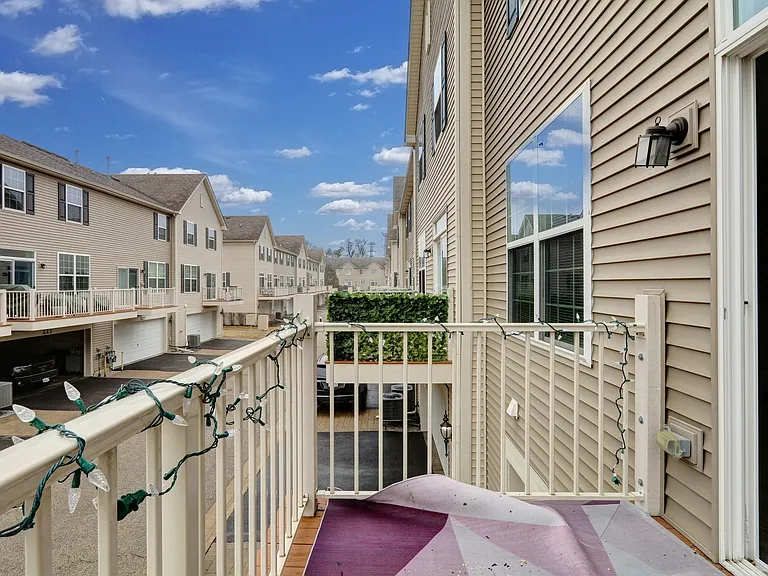 214 Lionel Dr — Photo 23