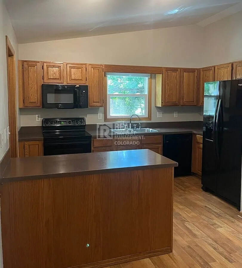Newly Updated Ranch-Style Home on a Quiet Cul-de-Sac Available Now! — Photo 3