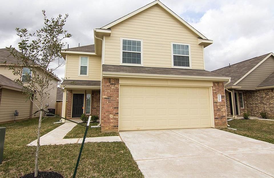 1st image of 24234 Ravenna Oaks Ct