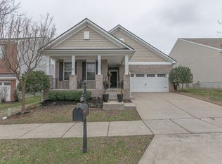 1624 Stonewater Dr, Hermitage, TN 37076