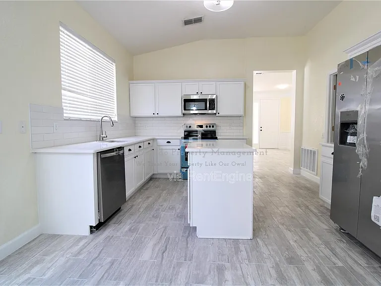 8556 Greenbank Blvd — Photo 14