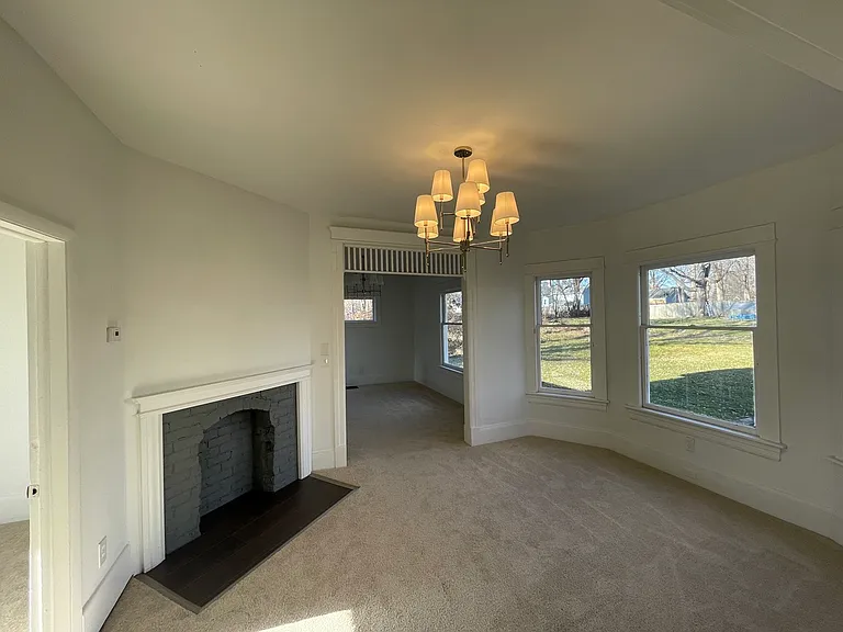 1006 Chittock Ave #A — Photo 4