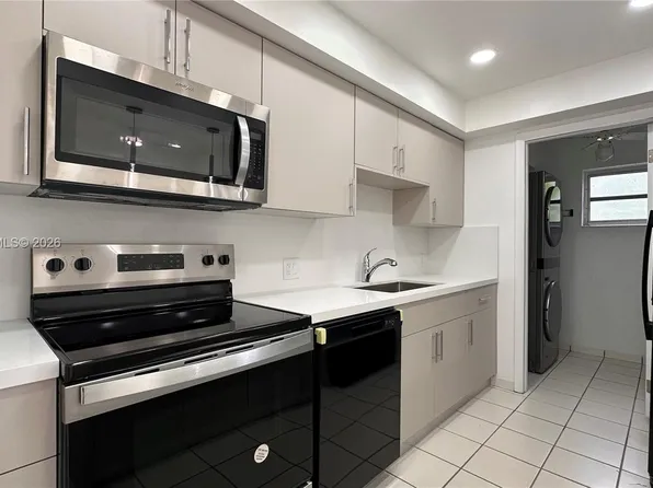 8401 SW 107th Ave, Miami, FL