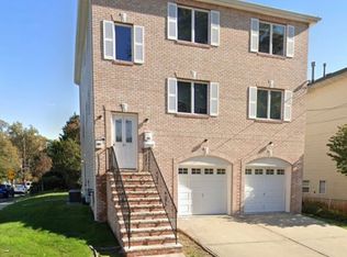 61 Thomas St, Bloomfield, NJ 07003