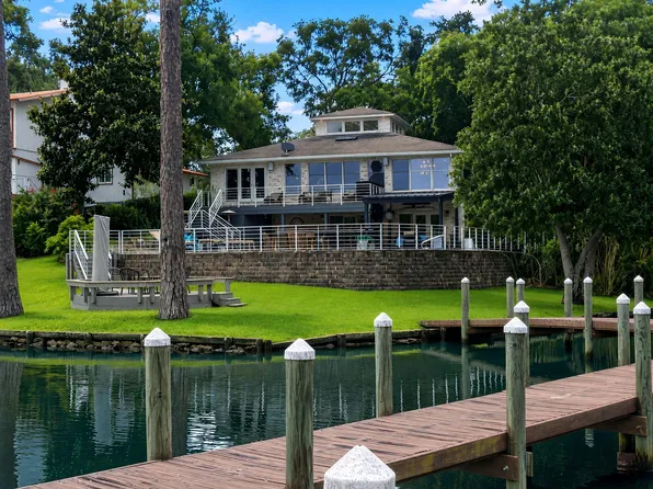 271 Ewing Ct, Fort Walton Beach, FL 32548