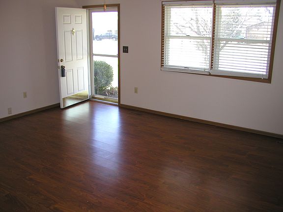 4th image of 6228 Brofield Dr