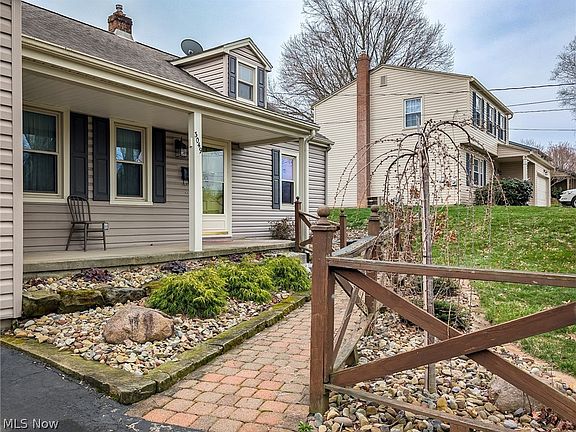 3rd image of 3049 Straley Ln