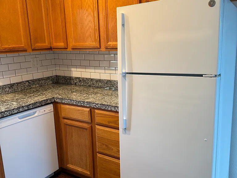 155 S Harlan St #RR — Photo 5