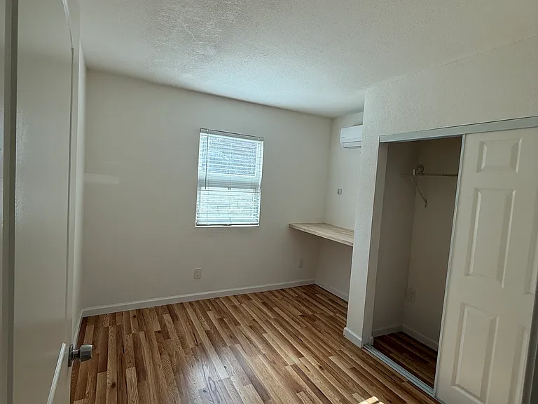 2901 Roosevelt Ln — Photo 13