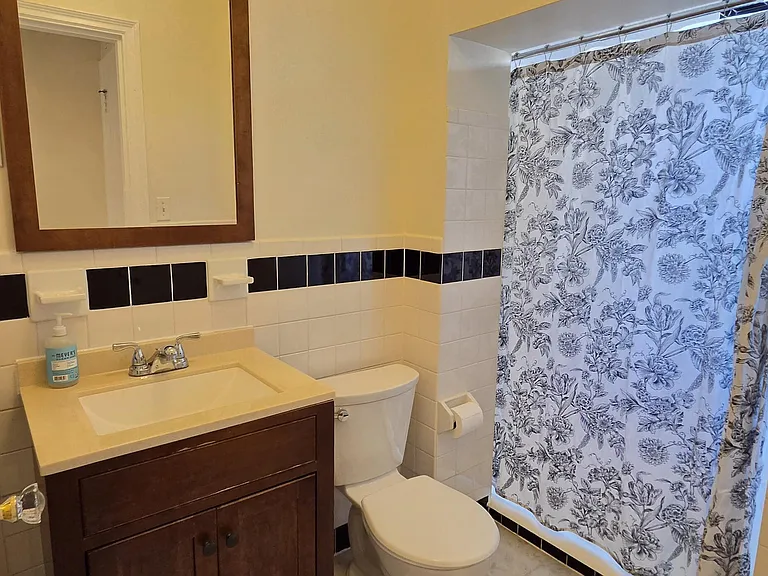 1700 Webb St #5B — Photo 15