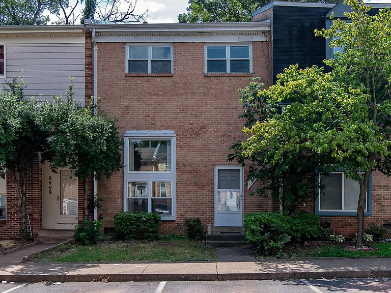 8467 Ivy Glen Ct — Photo 1
