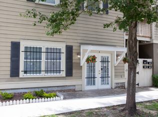 113 W 35th St, Savannah, GA 31401