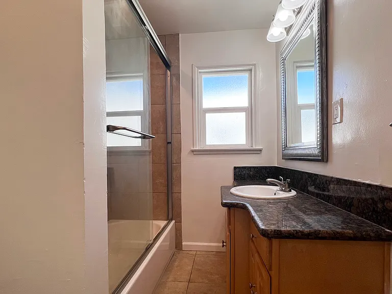 3317 Castle Heights Ave #5 — Photo 11