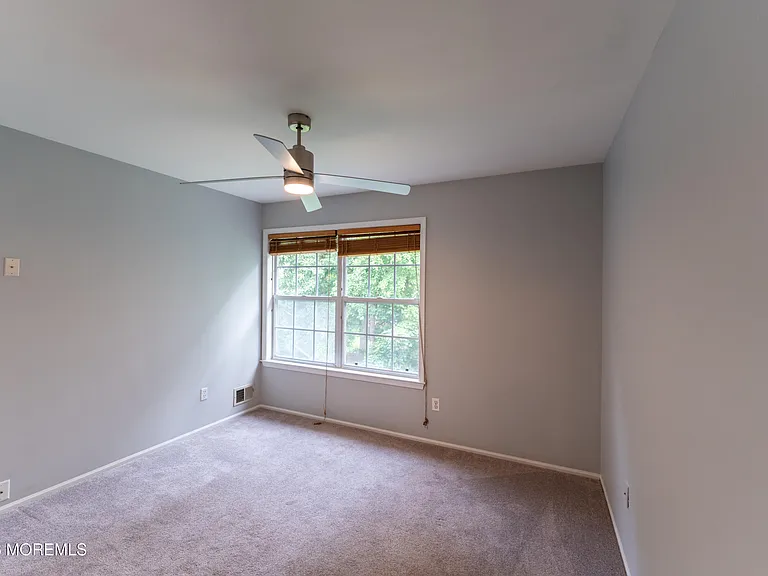 314 Towne Dr #10-4 — Photo 17
