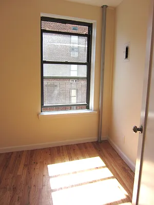 Rented by City Connections Realty | media 12