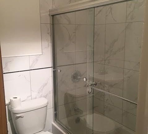5th image of 216 Stanhope St APT 3R
