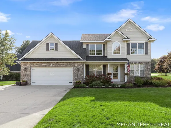 9107 Lady Lauren Dr NE, Rockford, MI 49341