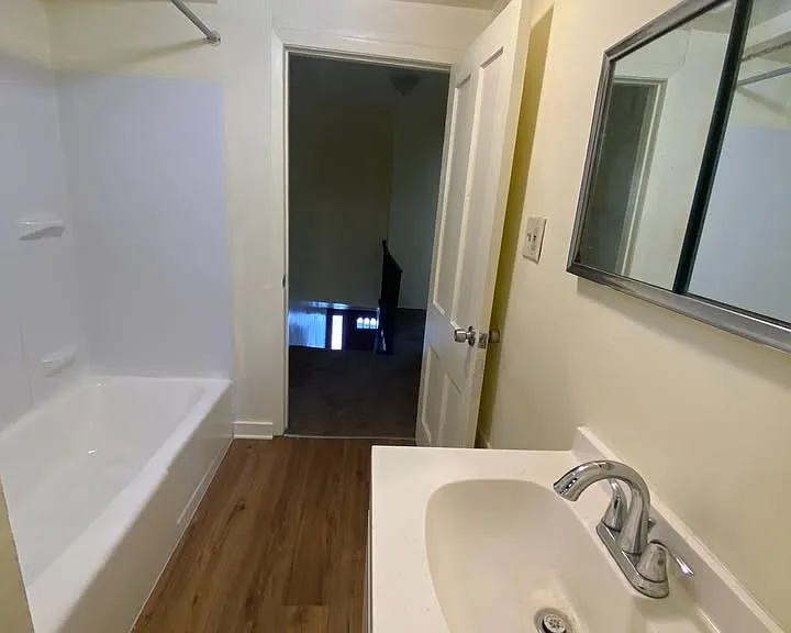 7611 Baxter St — Photo 15