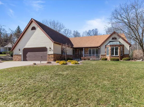 1214 Vine PLACE, West Bend, WI 53095