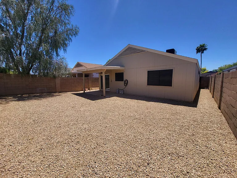 2874 W Muriel Dr — Photo 23
