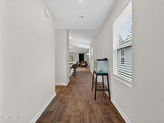 5th image of 15679 STRAWBERRY ROAN Court