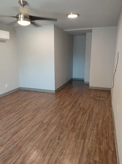 Timberwolf Dr — Photo 2