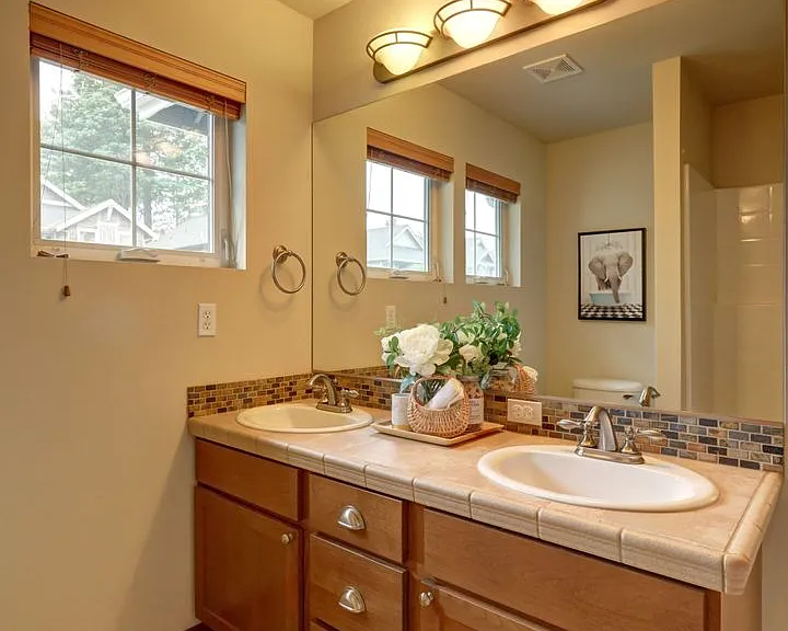 8827 NE 148th Pl — Photo 26