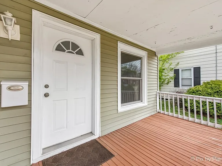 429 W Ottawa St — Photo 23