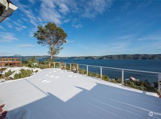 60 N Canal View Rd, Hoodsport, WA 98548