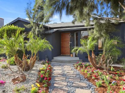 9423 S Hobart Blvd, Los Angeles, CA, 90047