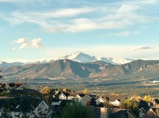 927 Tari Dr, Colorado Springs, CO 80921