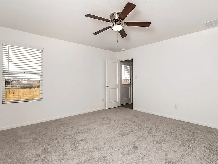 3609 Knob Trl — Photo 10